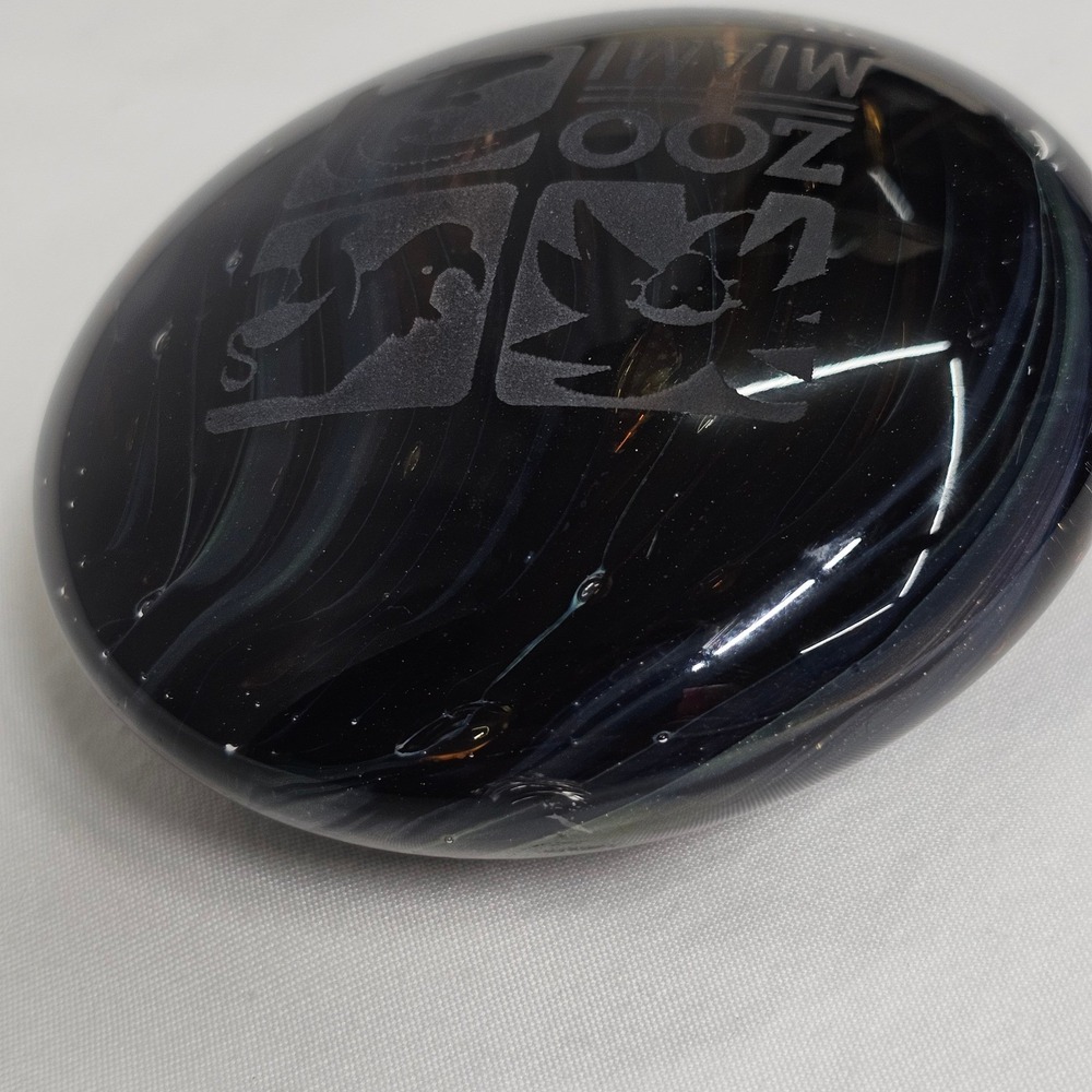 Zoo Miami Paperweight Glass Black Swirl Art Animal Souvenir‎ Desk Decor 3 Inch - Picture 7 of 10